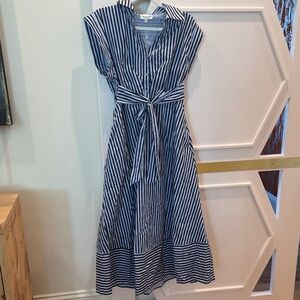 Entro navy dress
